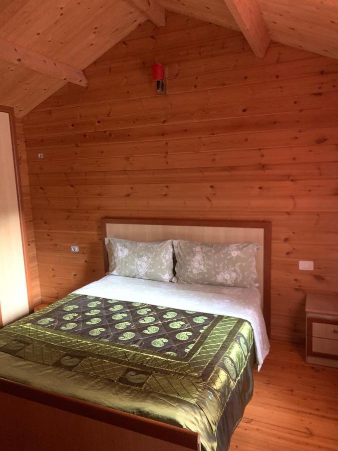 The Old Man'S Chalet Villa Dukat Exteriör bild